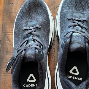 Cadense Adaptive Sneakers Women's Foot Drop Aid